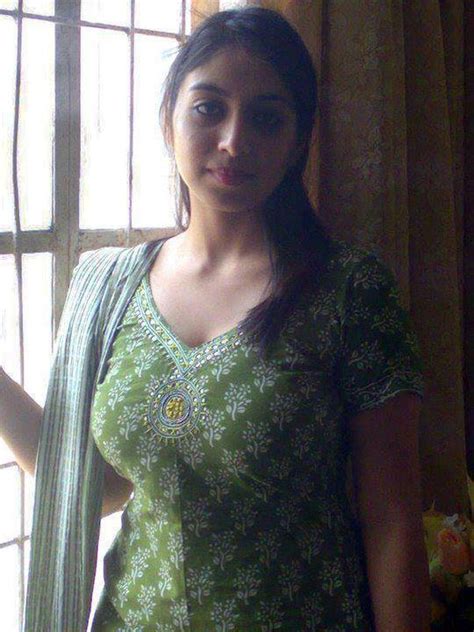 bangladeshi hot and sexy boobsy real life bhabi ‘rima jamal khan shari photo girl s bangladesh