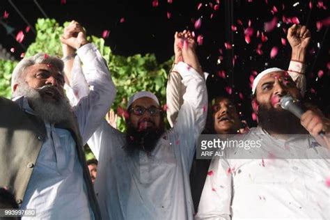 Jamaat Ud Dawa Pakistan Photos And Premium High Res Pictures Getty Images