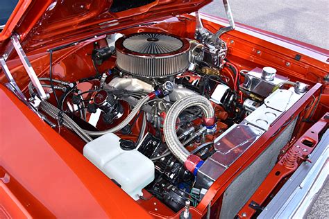 Wow 572 Hemi Gtx With A Stick Is The Perfect Driver Hot Rod Network