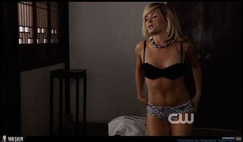 Tv Nudity Report Masters Of Sex The Carrie Diaries Pics