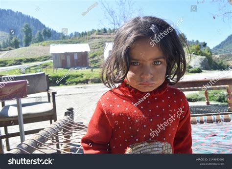 Portrait Indian Pakistani Village Kashmiri Girl Stock Photo 2149883603