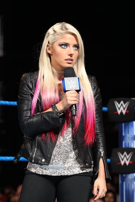 Wwe Wrestler Alexa Bliss Responds To Her Leaked Nude Photos Published