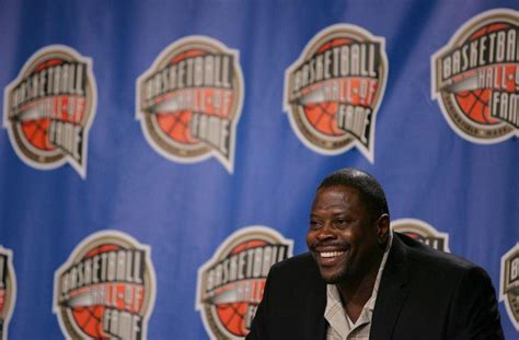 Nba Knicks Great Patrick Ewing Says He Has Covid 19 Reuters