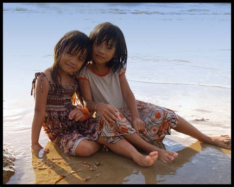 Kinder Am Strand In Vietnam Foto And Bild Kinder Kinder Strand Sonne Menschen Bilder Auf