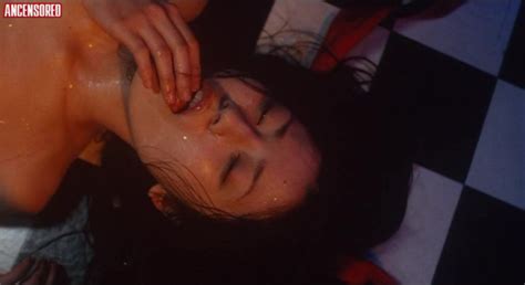 Naked Rinako Hirasawa In New Tokyo Decadence