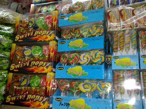 Pelbagai pilihan barangan yang disediakan di kedai eco ini, sama juga seperti di cawangan yang lain. Lollipop Comel Murah RM 0.18 ~ *NORAKEREL CHATEAU*