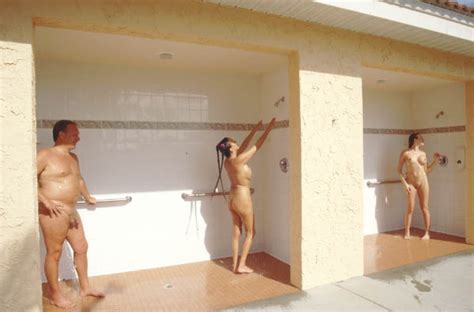 Naturistmusings Men And Women And Nudity