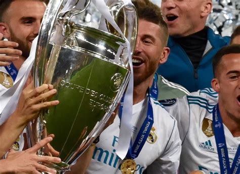 Champions Ajax Se Mofó De Sergio Ramos Y El Capitán Del Real Madrid Le