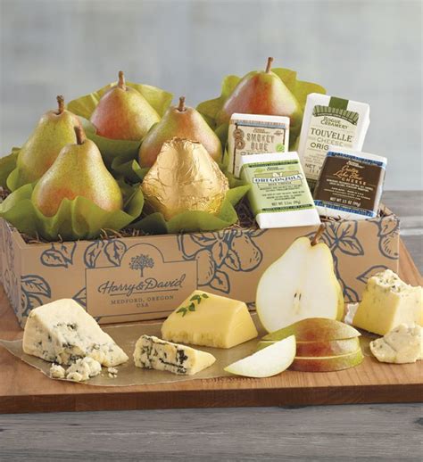 The big list of best gifts for seniors. Rogue Valley Gift Box | Food gift delivery, Food gifts ...