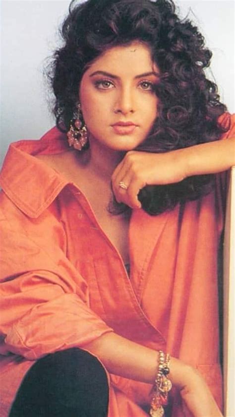 9 Rare Photos Of Famous Actress Divya Bharti On Her 49th Birth Anniversary