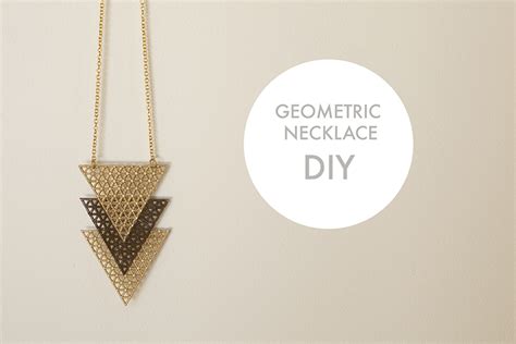 Sincerely Kinsey Geometric Necklace Diy