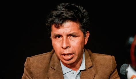 Pedro castillo terrones anunció desde tacna que deportará a los extranjeros que cometan actos delictivos en el perú. Candidato de Perú Libre, Pedro Castillo, fue diagnosticado ...