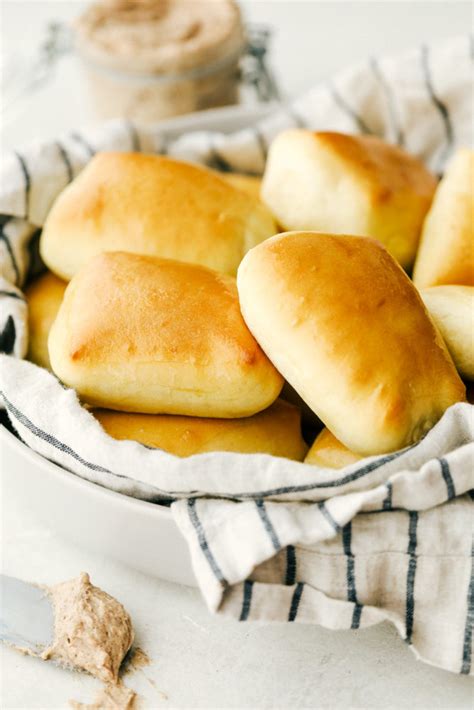 Copycat Texas Roadhouse Rolls And Cinnamon Honey Butter The Recipe Critic