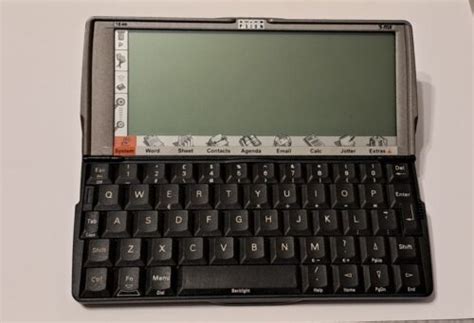 Vintage Psion Series 5mx Palmtop Computer Handheld Pda 1900 0142 01