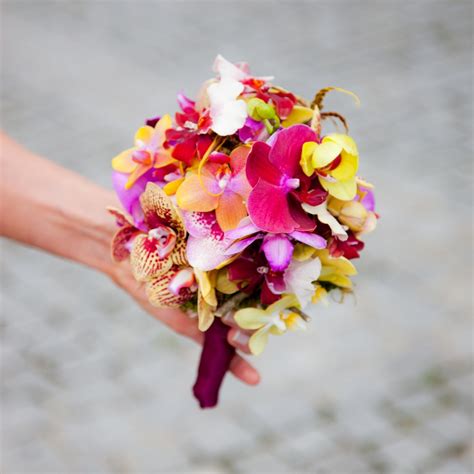 The contrast is incredibly striking, especially against a pinks, yellows and greens make this bouquet the perfect addition to any sunflower themed wedding. 35 Beach Wedding Bouquets - Destination Wedding Details