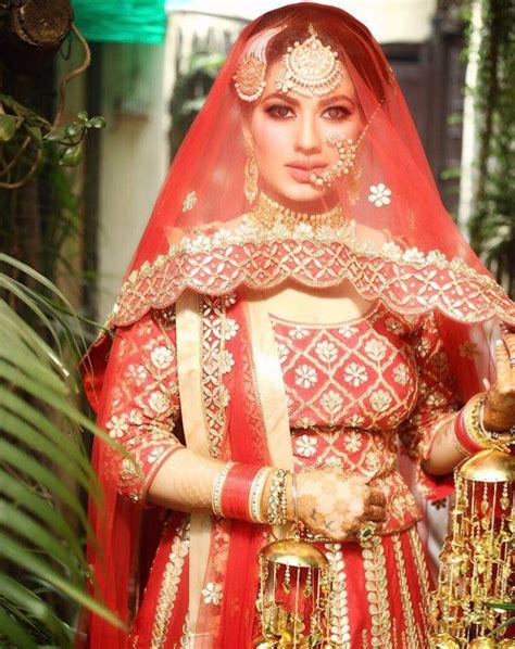 Pin By Sukhman Cheema On Punjabi Royal Brides Bride Beauty Indian Bridal Indian Wedding Outfits