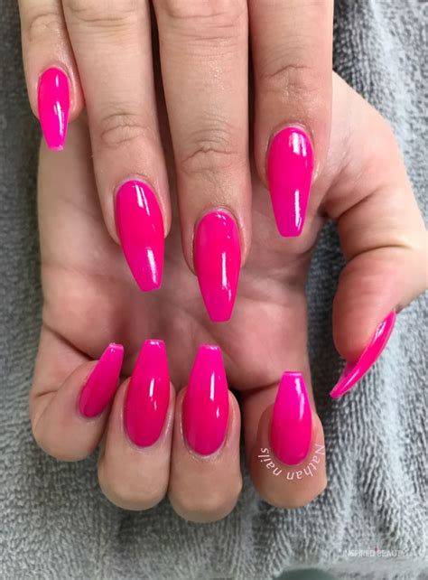 20 Hot Pink Nails 2022 That Is Just Stunning Inspired Beauty