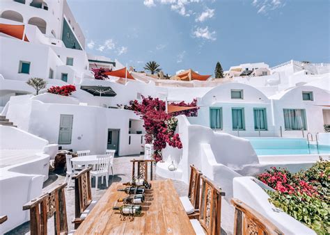 Andronis Luxury Suites In Oia Santorini