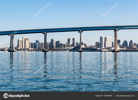 Downtown San Diego Through The Coronado Bridge — Stock Photo