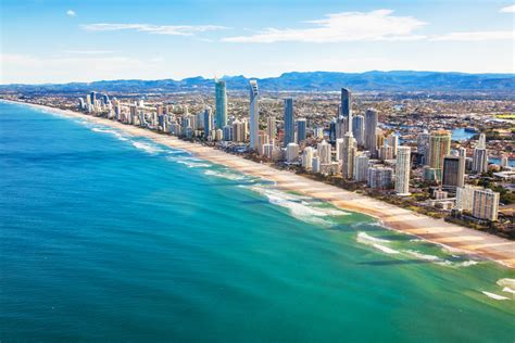Explore gold coast holidays and discover the best time and places to visit. SmartFares Blog, Travel Blog, Air Travel News, Holiday ...