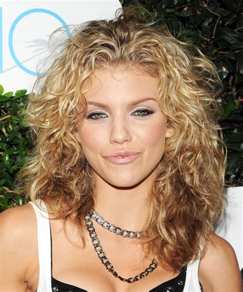 Endeavor Naturally Curly Hairstyles To Be Pretty And