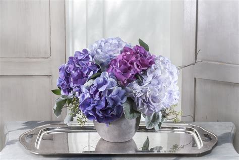Unique luxury floral arrangements & seasonal flowers.' topics: Robin Wood Flowers - Delivery Cincinnati, Ohio Florist ...