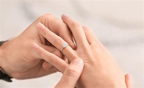 Proposal Ring To Wear On Which Finger
