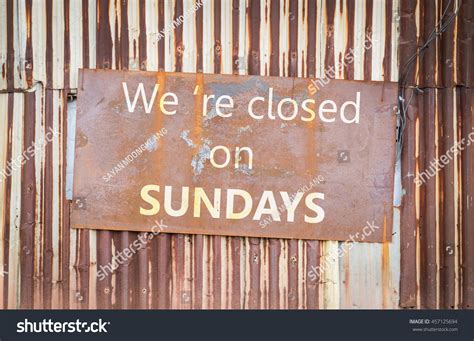 Closed Sunday Images Stock Photos And Vectors Shutterstock