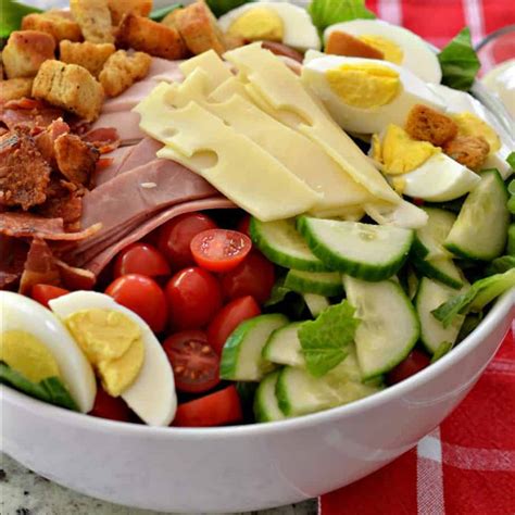Chef Salad A Delectable Protein Packed Main Meal Salad