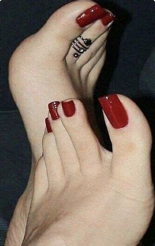 SchÖne FÜße Beautiful Feet Bild Von Sizevojevoda Schöne Zehen Fußnägel Schöne Füße