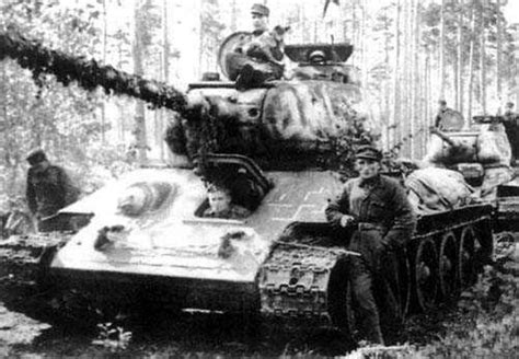 Finnish Captured T 34 85 And A T 34 76 Mod1942 Backgroun Flickr
