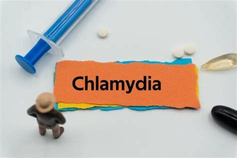 Chlamydia Symptoms Men And Women Causes Diagnosis Complications Treatment And Prevention