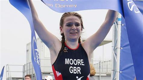 Hannah Moore British Para Triathlete Wins European Gold Two Years And