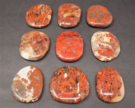 Poppy Jasper Pocket Palm Stone MEDIUM (Jasper Pocket Stone, Worry Stone, Polished Stone, Poppy 