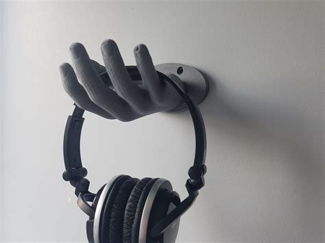 There are a few models on the market, but these are by far the best due to their sturdy construction and super low price. Headphone Stand Wall Mount Hand Holder | Diy headphone stand, Diy headphones, Headphone holder