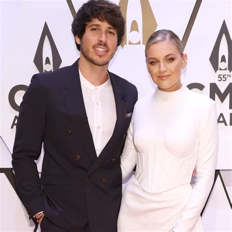 Kelsea Ballerini Holds Back The Tears In The Bathtub Amid Morgan Evans Divorce