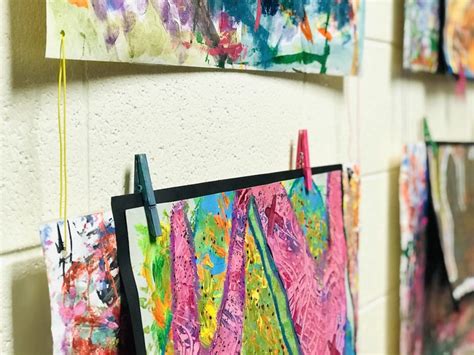 How to Display Artwork on Cinder Block - The Art of Education University