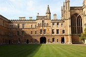 6 Must-visit 'Harry Potter' Filming Locations in Oxford, England