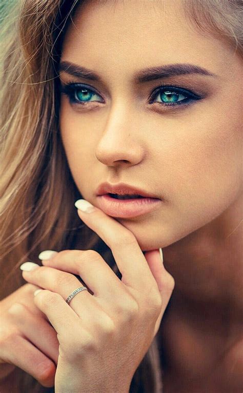 ⊱ Angel ⊱ Most Beautiful Eyes Stunning Eyes Gorgeous Eyes Pretty
