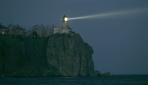 Edmund Fitzgeral Memorial The Split Rock Lighthouse In Tw Flickr