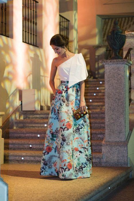 19 Vestidos que son perfectos para lucir en una boda en jardín Faldas