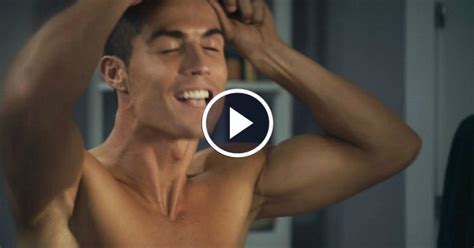 Wow Cristiano Ronaldo Stars In Strange Home Alone Style Advert