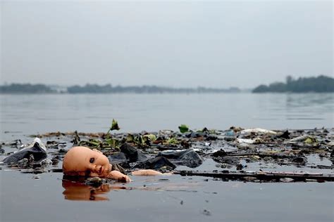 Ocean Plastic Pollution Is Hazardous Waste The Us Should