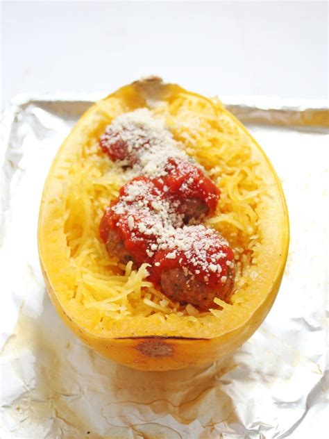 Baked Spaghetti Squash With Turkey Meatballs