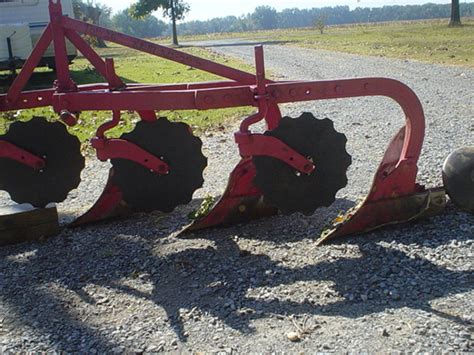 3 Bottom Plow Yesterdays Tractors