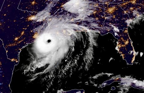 Laura Slams Into Louisiana Coast As Category Four Hurricane Fitsnews