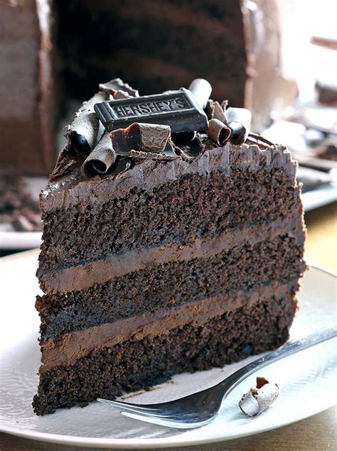 Dark Chocolate Cake 99easyrecipes