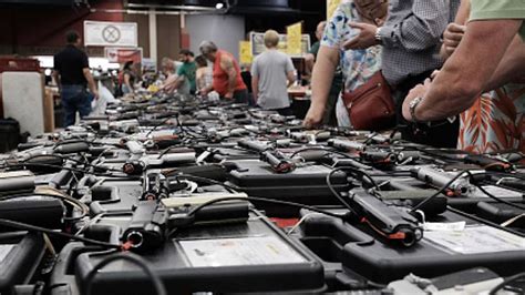 Get Woke Go Broke Dicks Sporting Goods Warns Investors That Decision To Get Rid Of Guns Cost