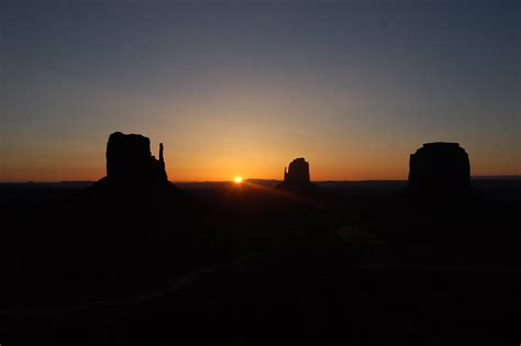 Monument Valley April 26 2010 601 Am Earl Leatherberry Flickr