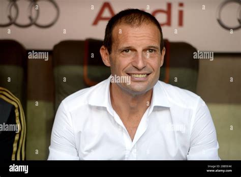 Ac Milan Manager Massimiliano Allegri Stock Photo Alamy